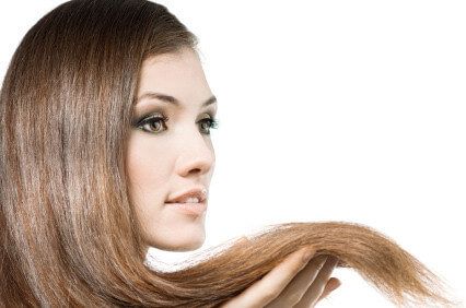 stumpfes glanzloses Haar